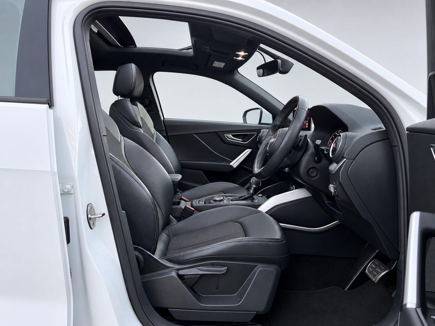 Audi Q2 view 17