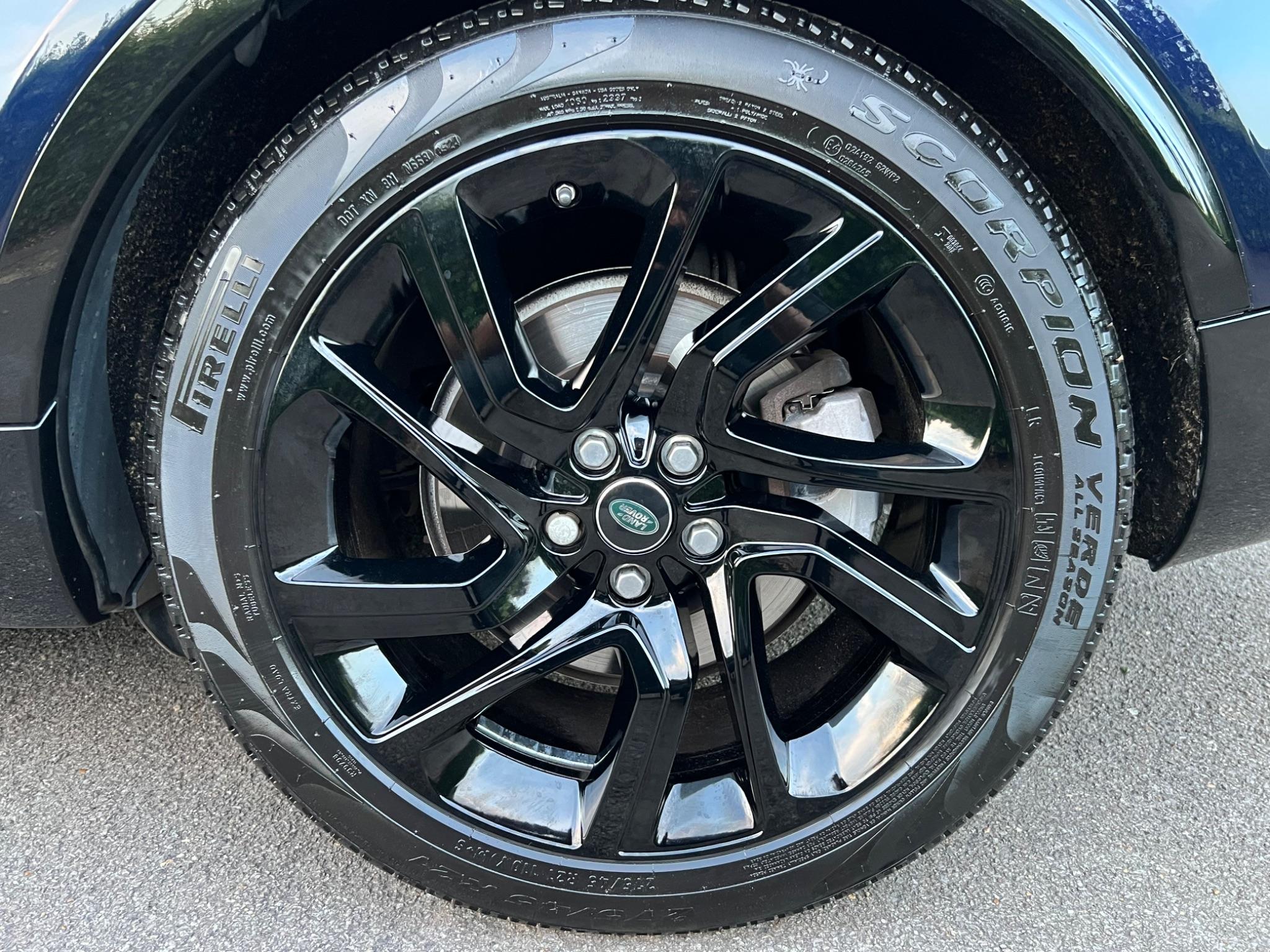 Land Rover Discovery view 51