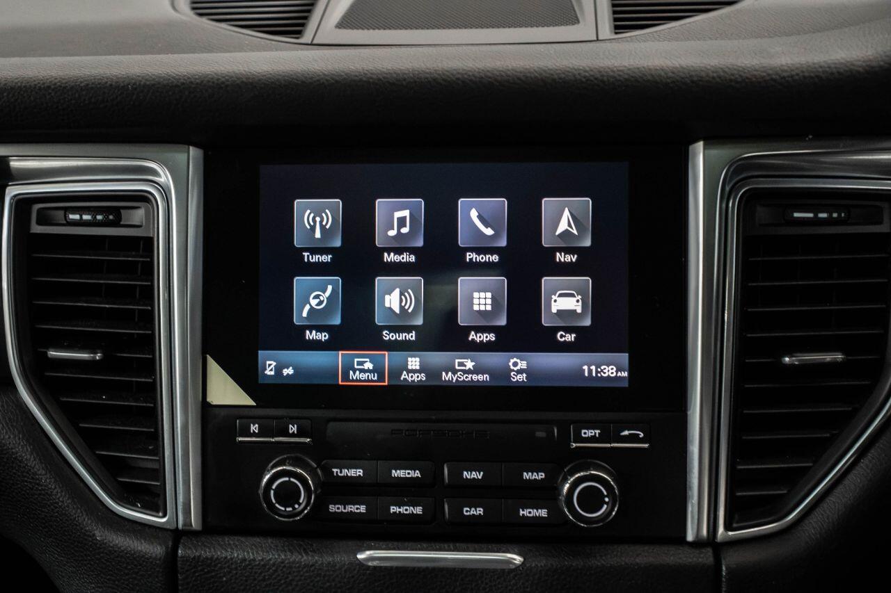 Porsche Macan view 33