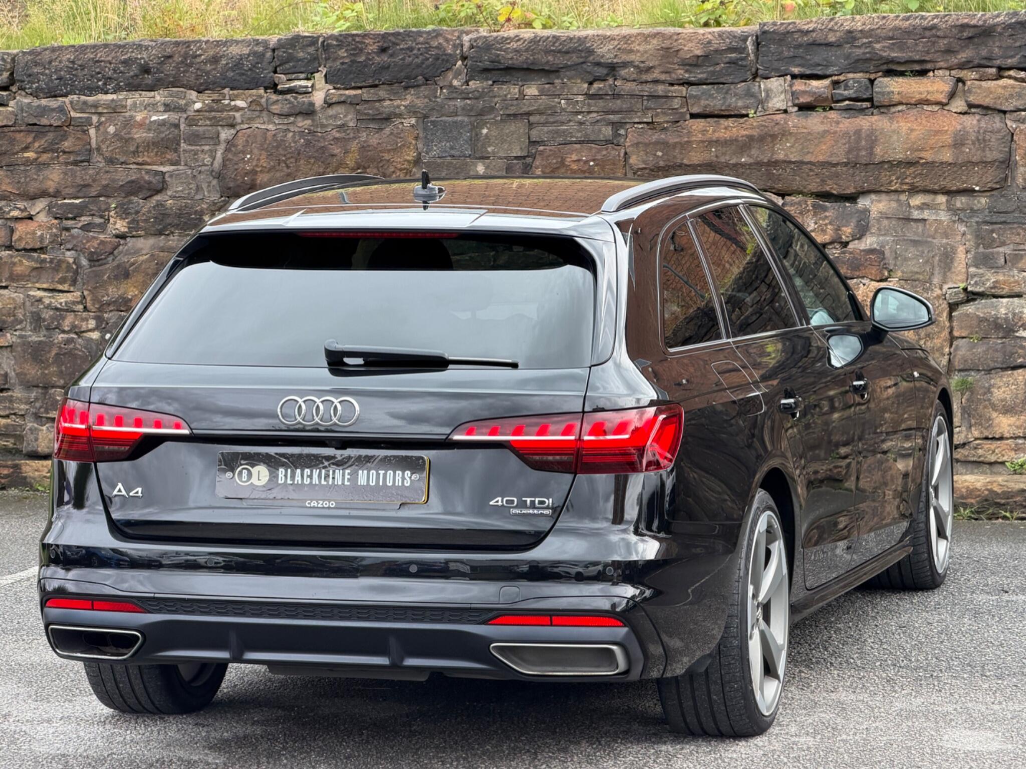 Audi A4 view 7