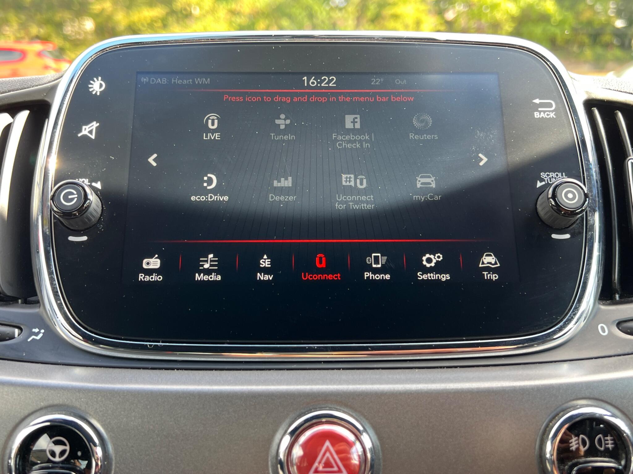 2016 Fiat 500 image 35