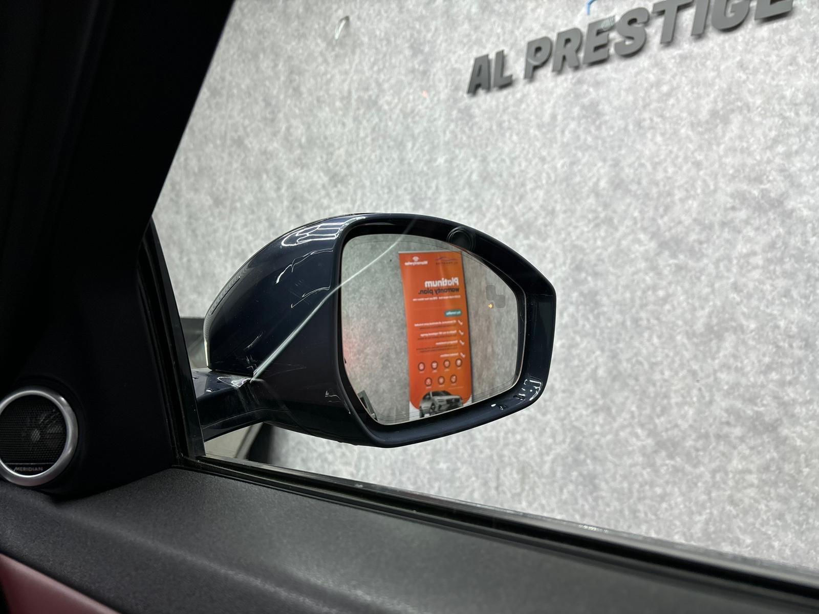 Land Rover Range Rover Evoque view 34