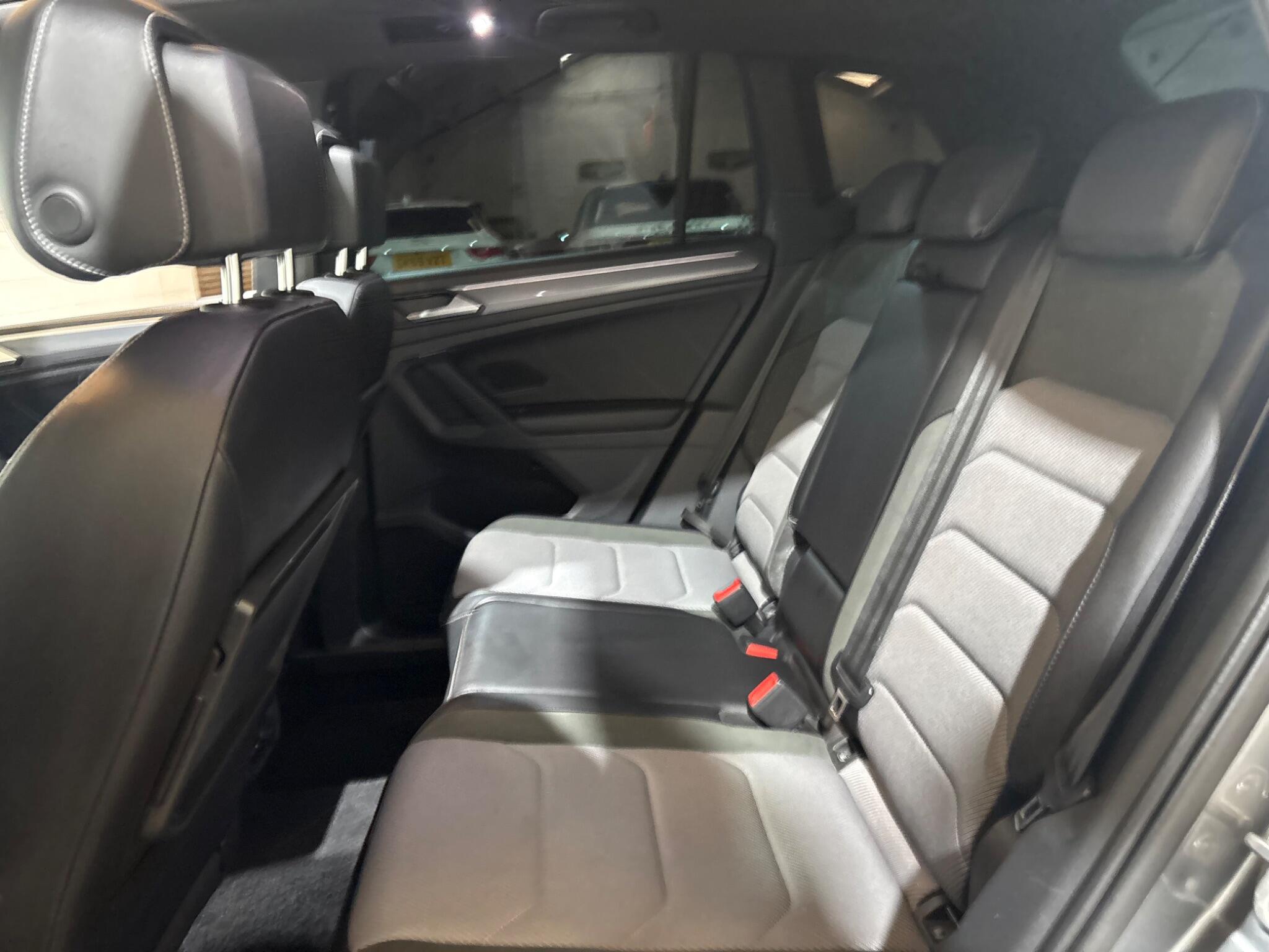 Volkswagen Tiguan view 27