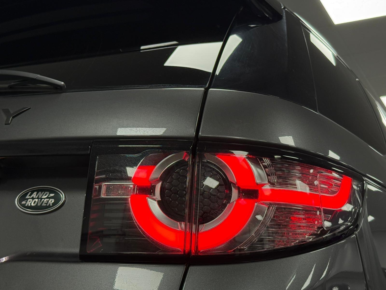 Land Rover Discovery Sport view 42