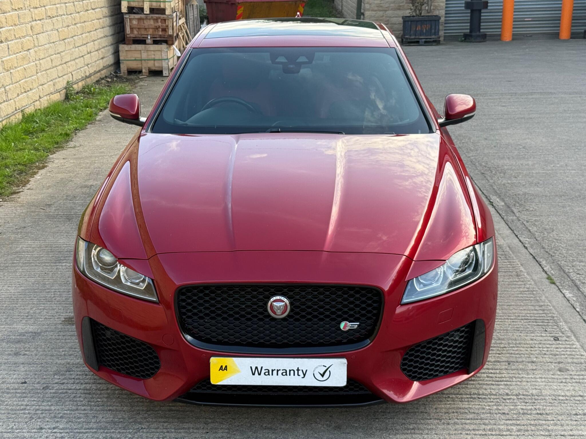 Jaguar XF view 5