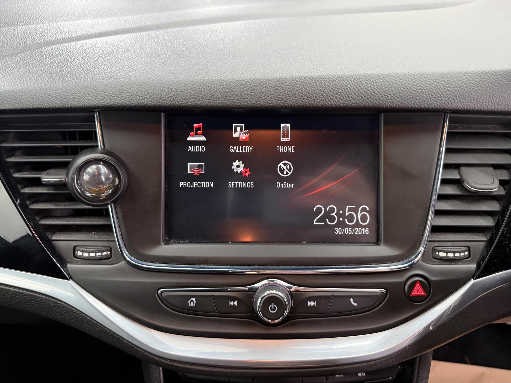 Vauxhall Astra view 38