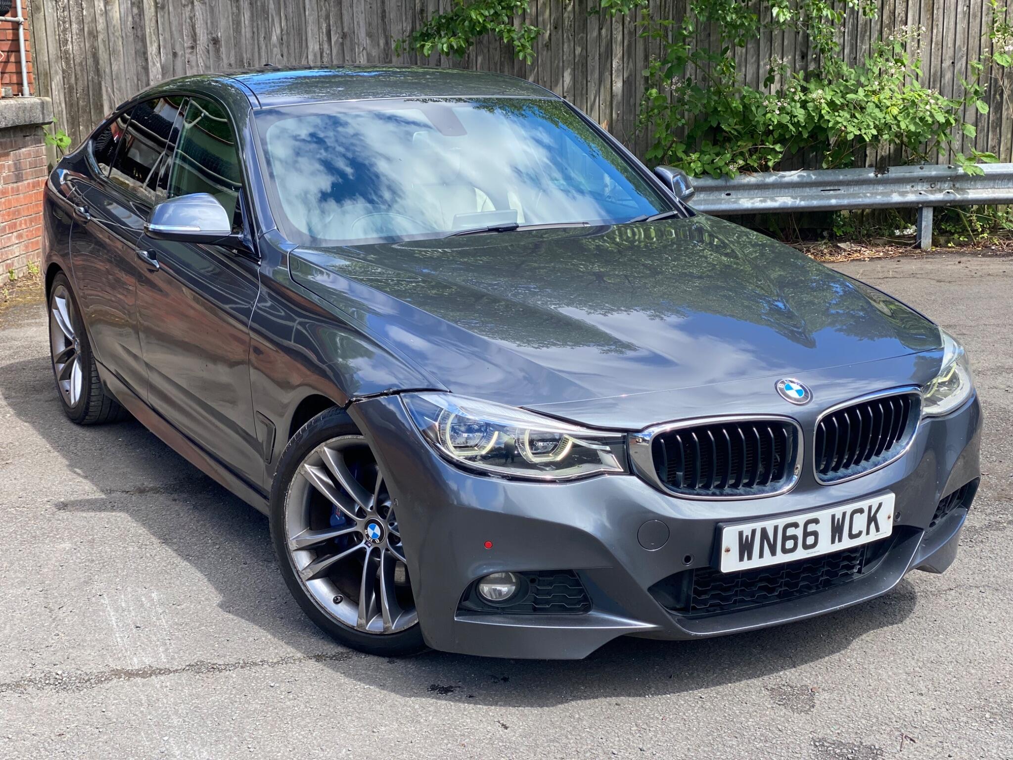 BMW 3 Series view 17