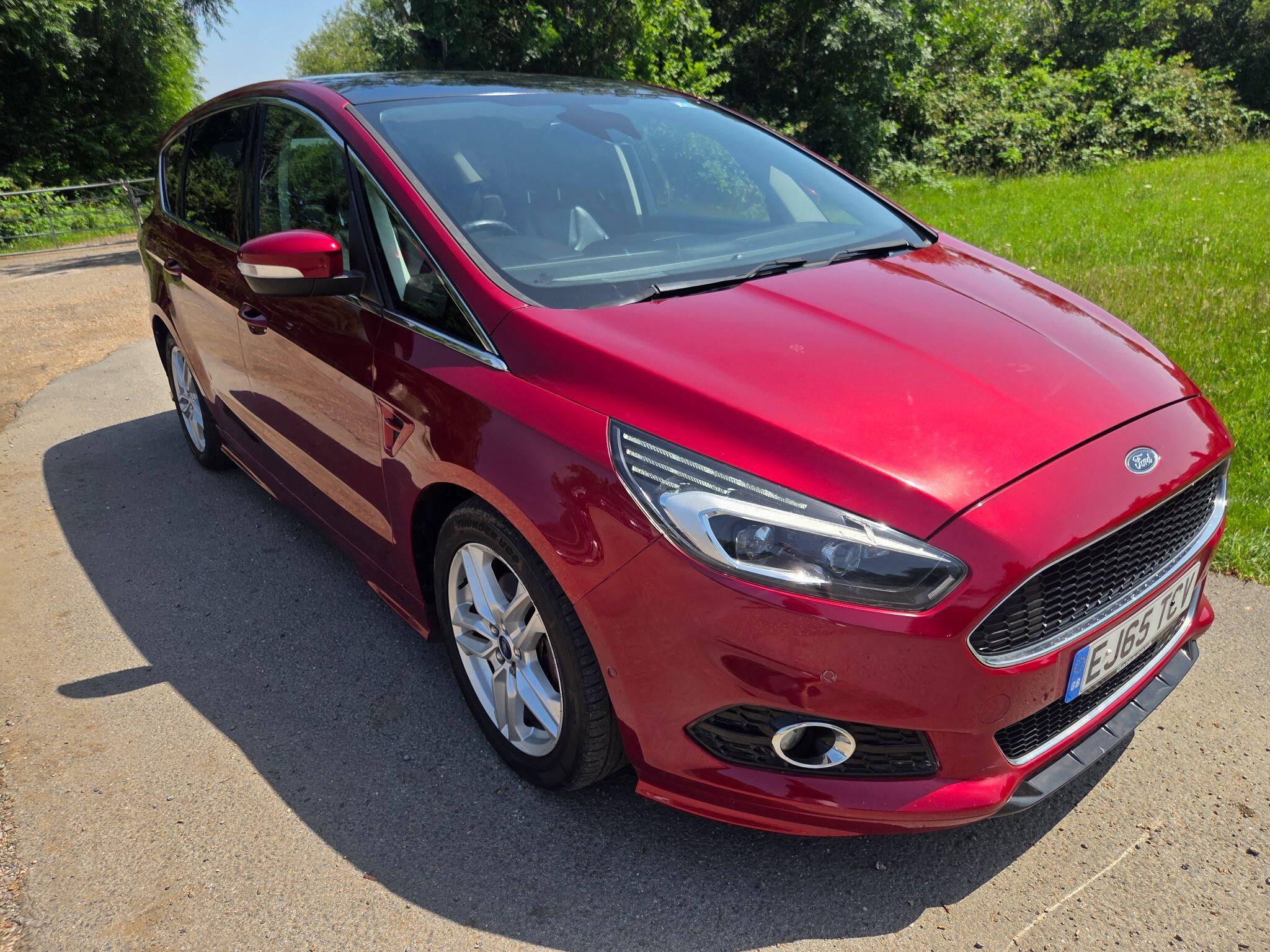 Ford S-Max view 2