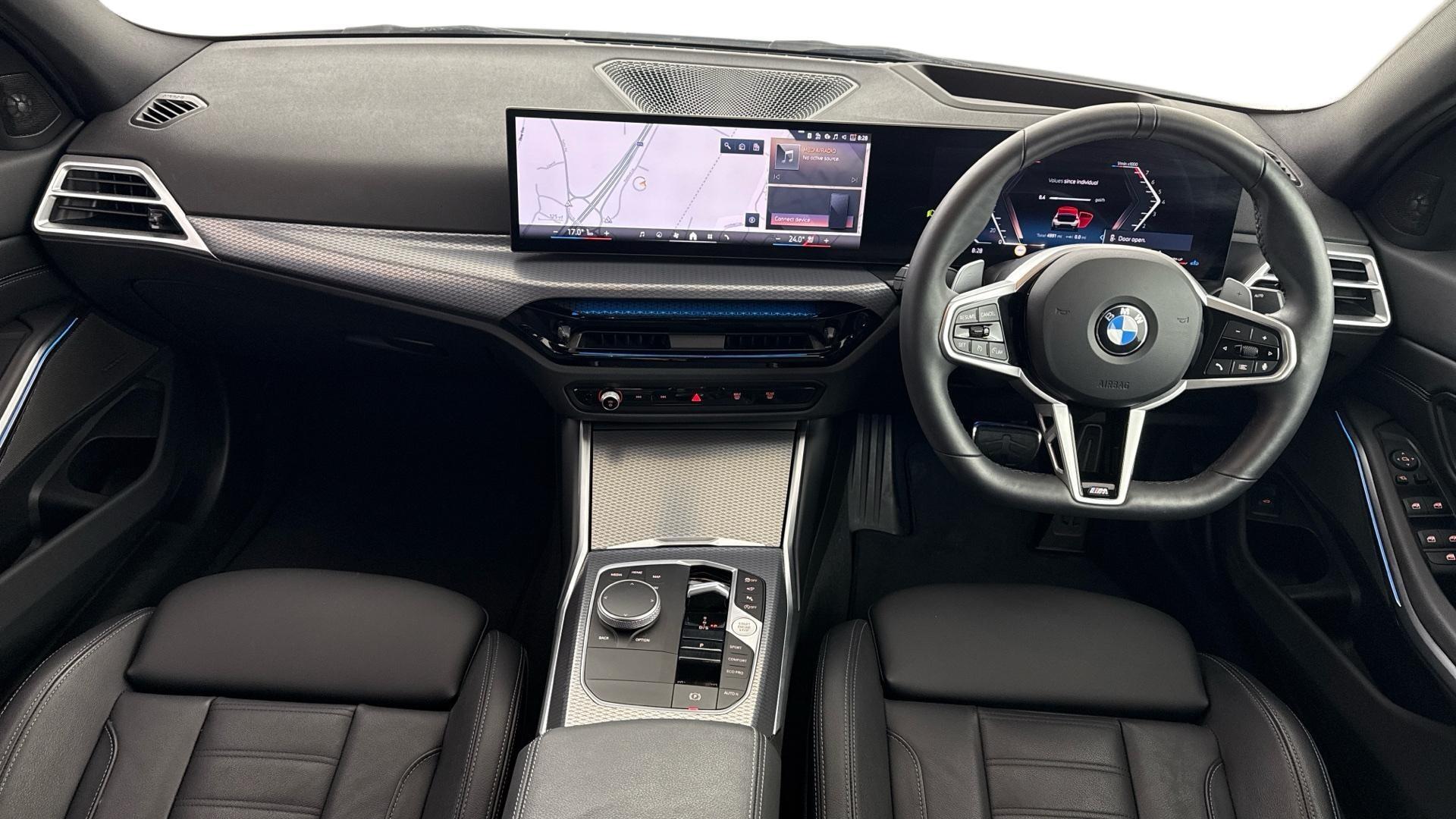 BMW 3 Series view 4