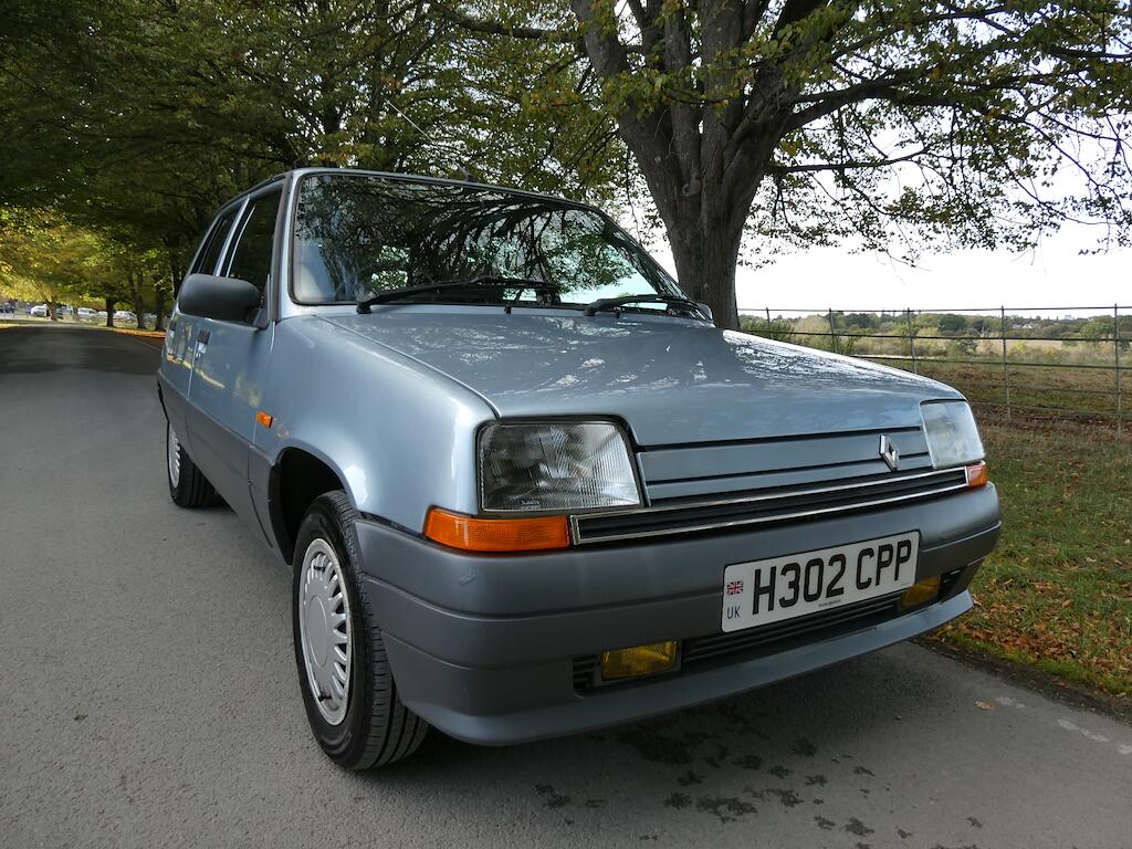 Renault 5