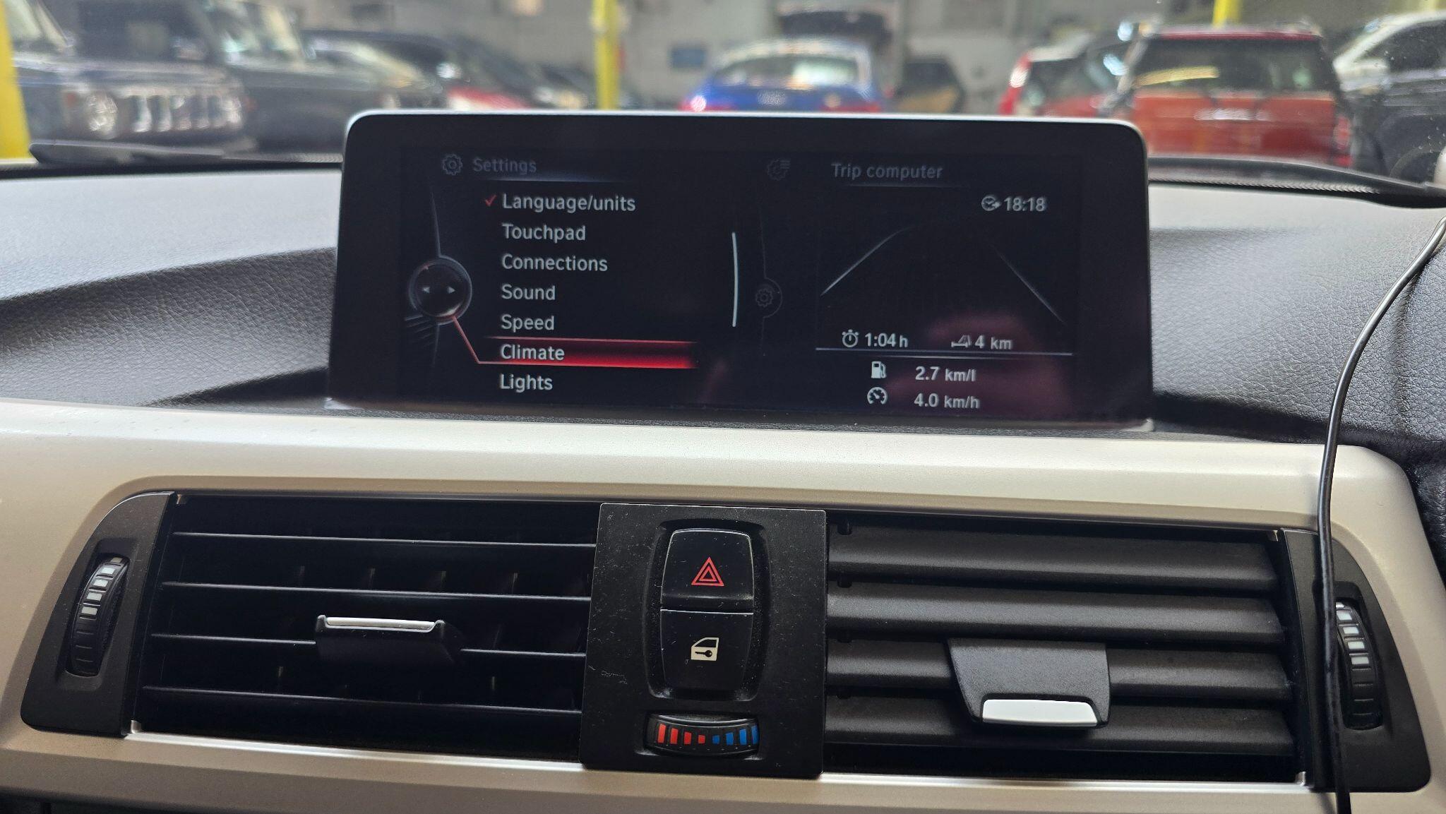 BMW 3 Series view 12