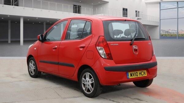 Hyundai i10 view 3