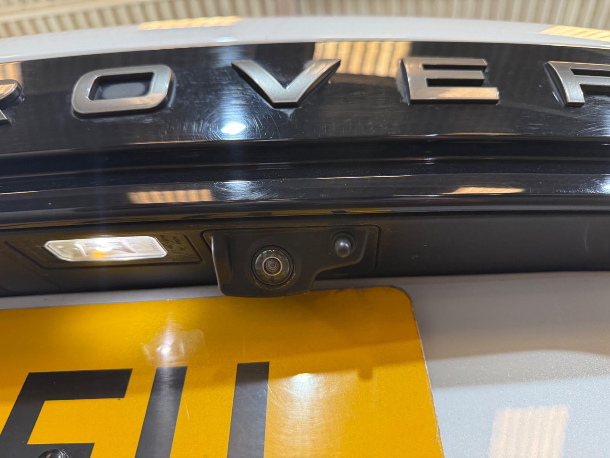 Land Rover Range Rover Velar view 75