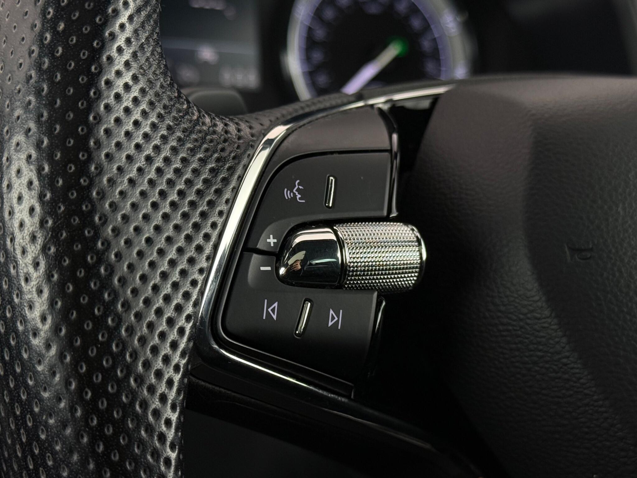 Skoda Karoq view 3