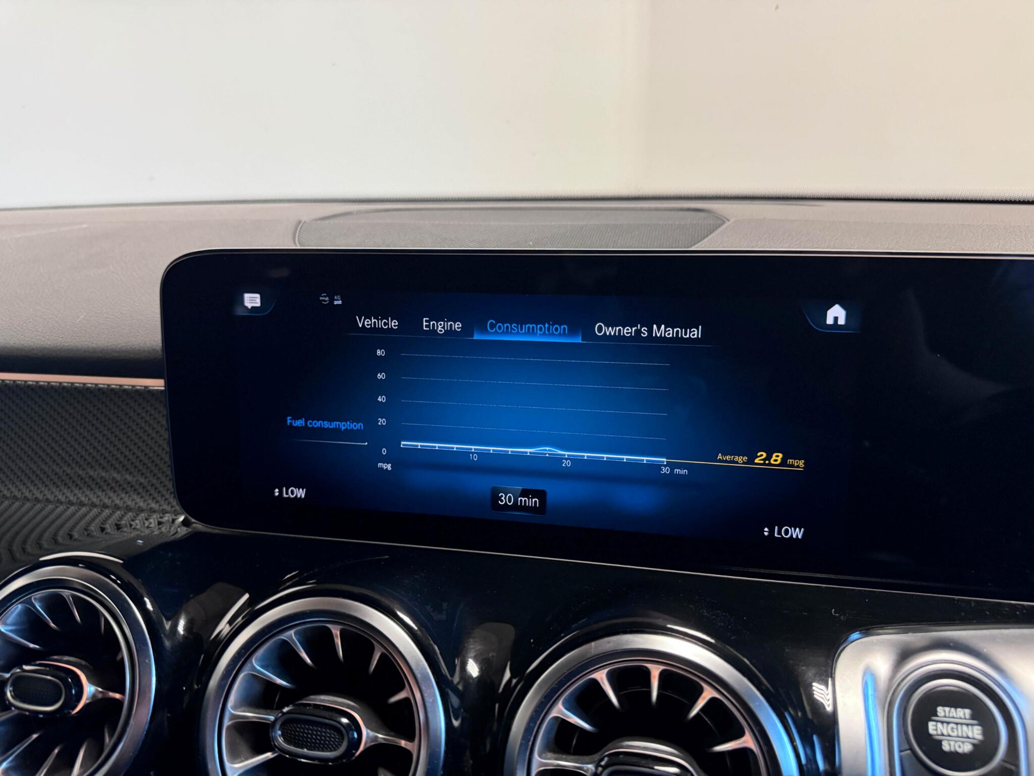 Mercedes-Benz GLB view 49