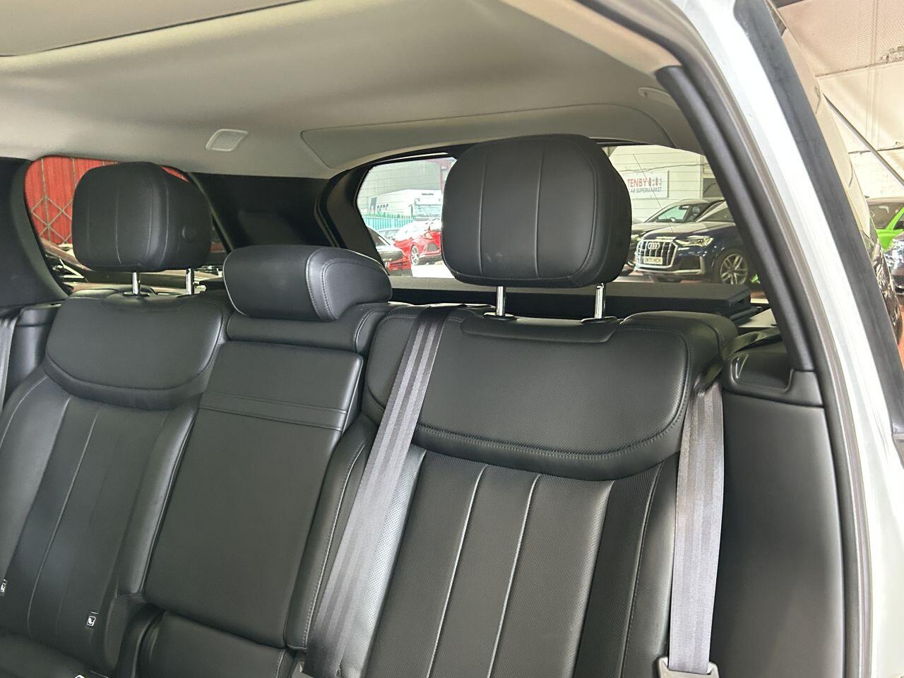 Land Rover Range Rover view 68