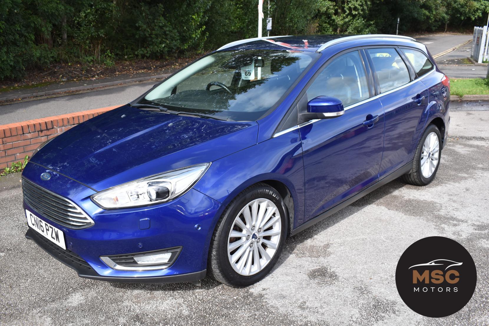 Ford Focus view 5