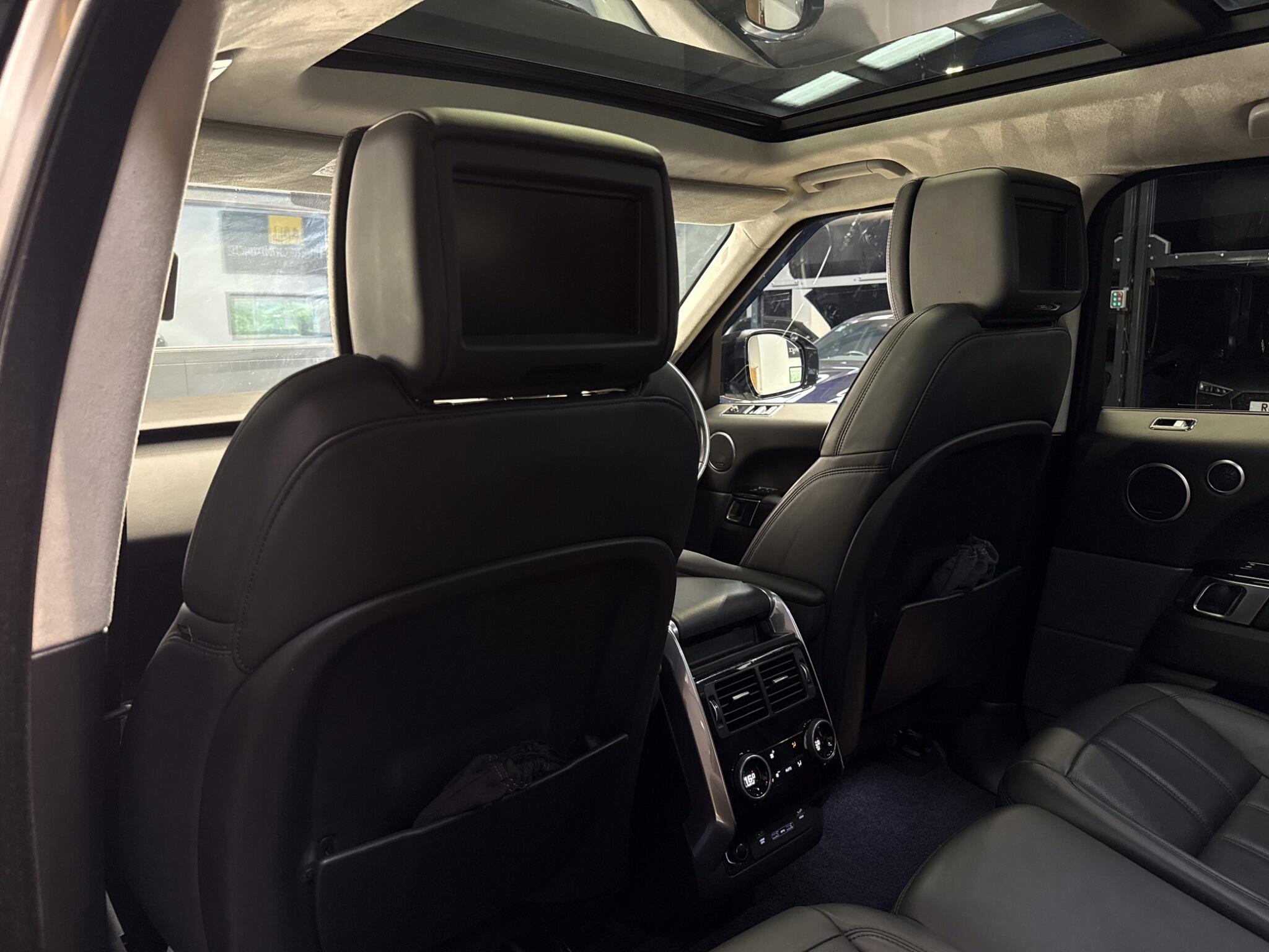 Land Rover Range Rover Sport view 32
