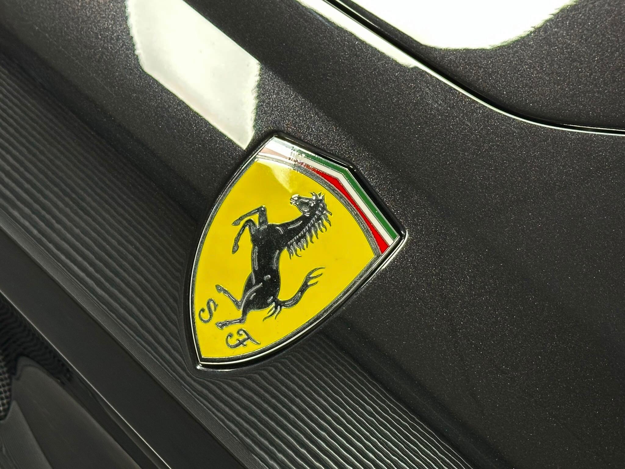 Ferrari California view 21