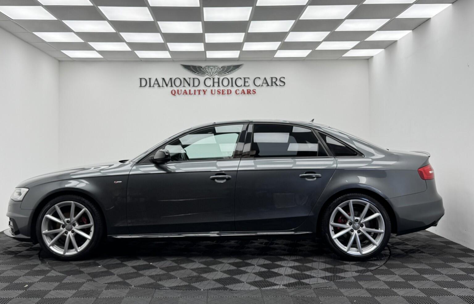 Audi A4 view 8