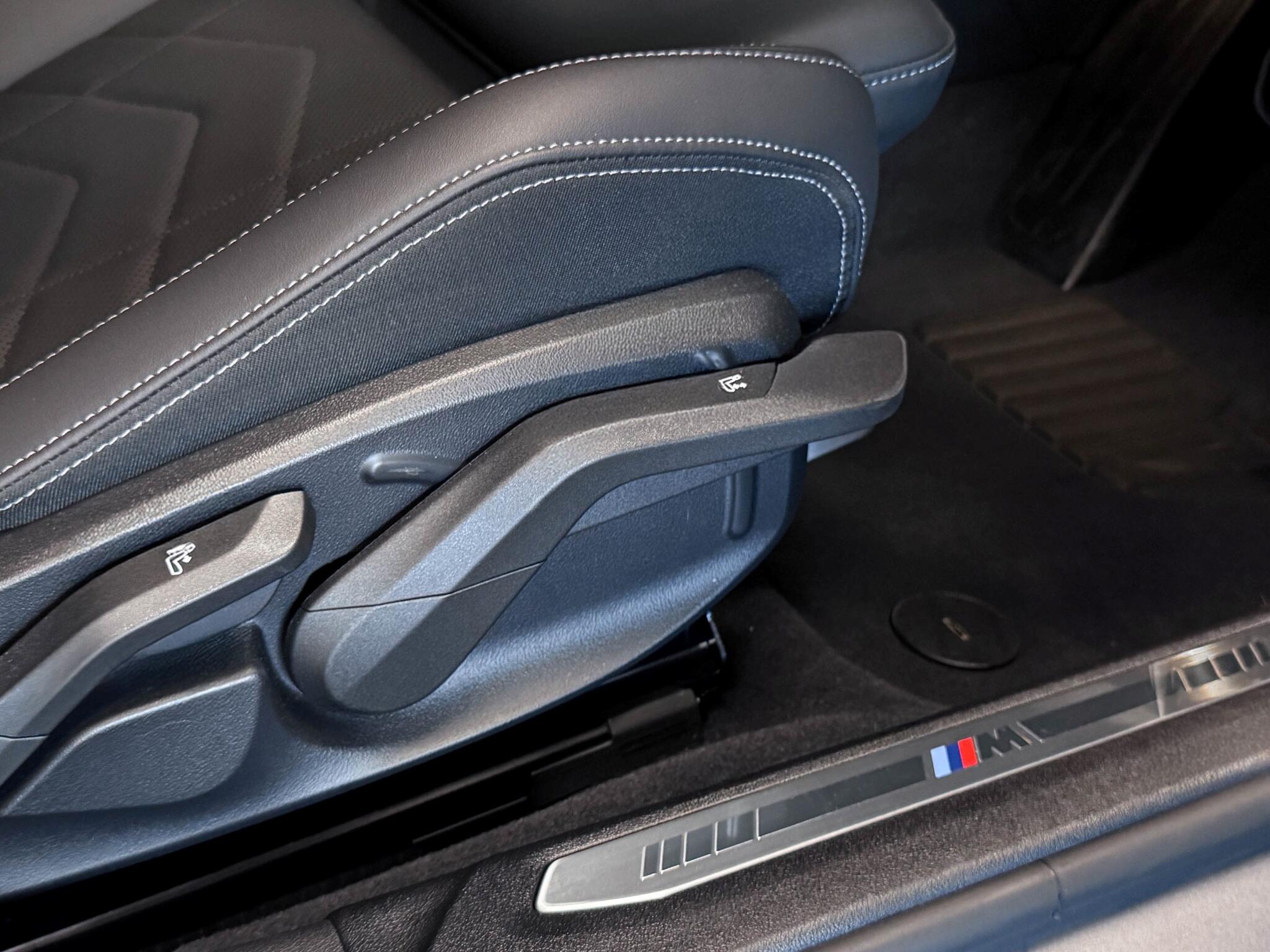 BMW 1 Series view 27