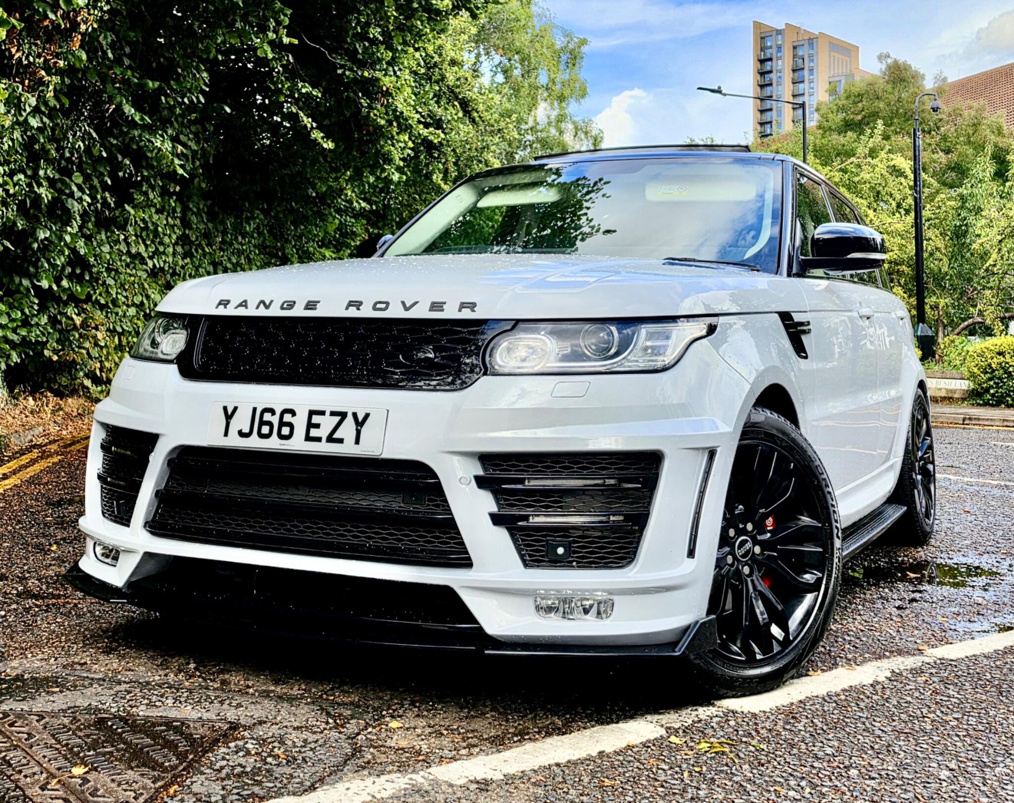 Land Rover Range Rover Sport view 5