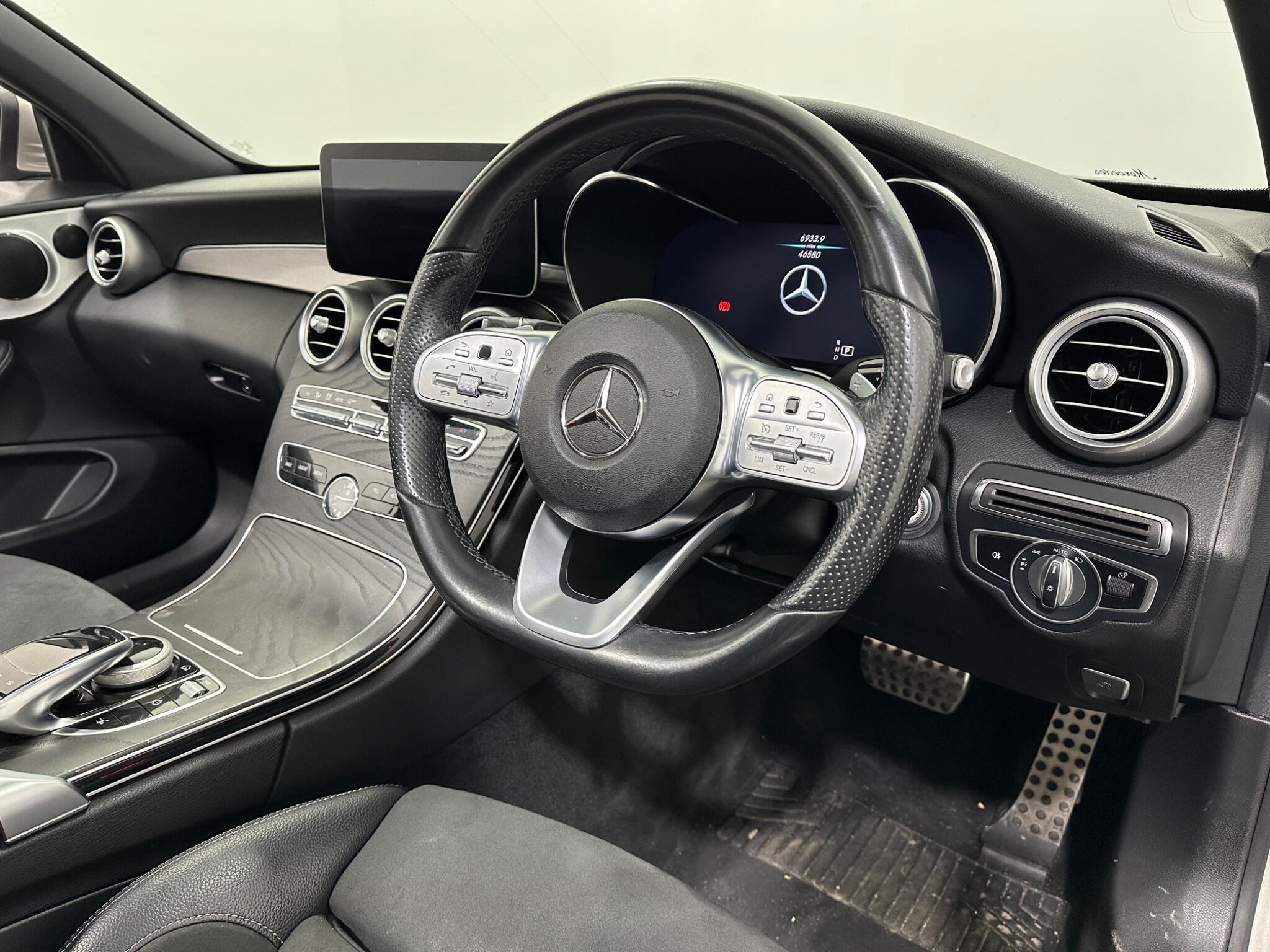 Mercedes-Benz C-Class view 11