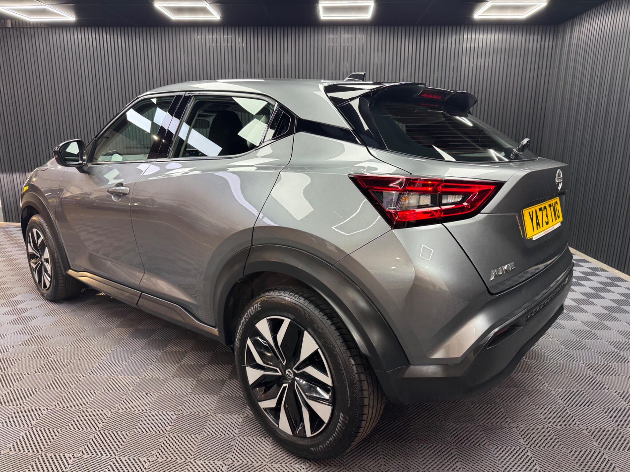 Nissan Juke view 25
