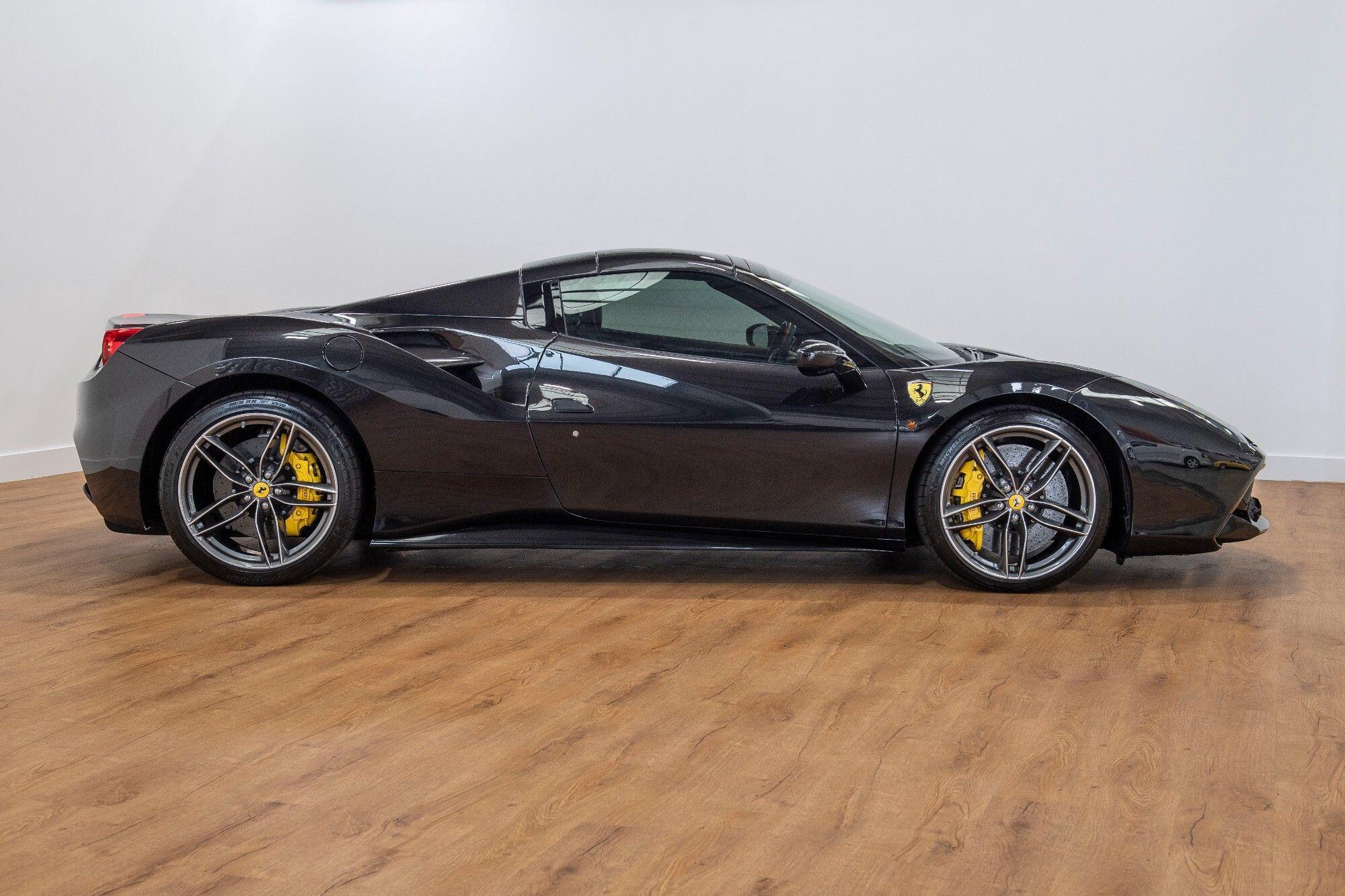 Ferrari 488 view 4