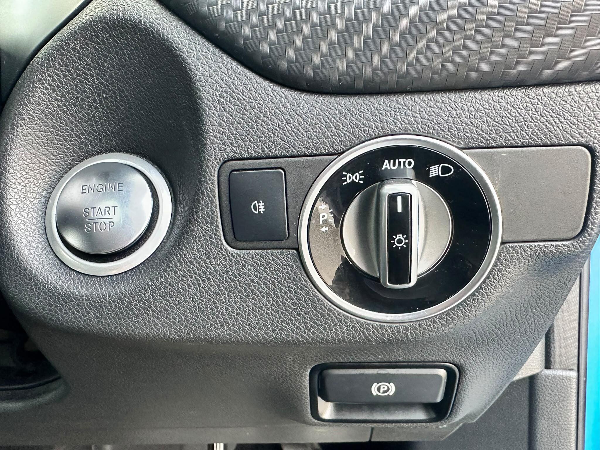 Mercedes-Benz A-Class view 19