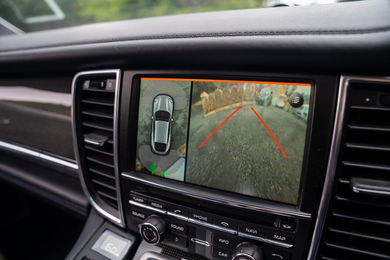 Porsche Panamera view 85