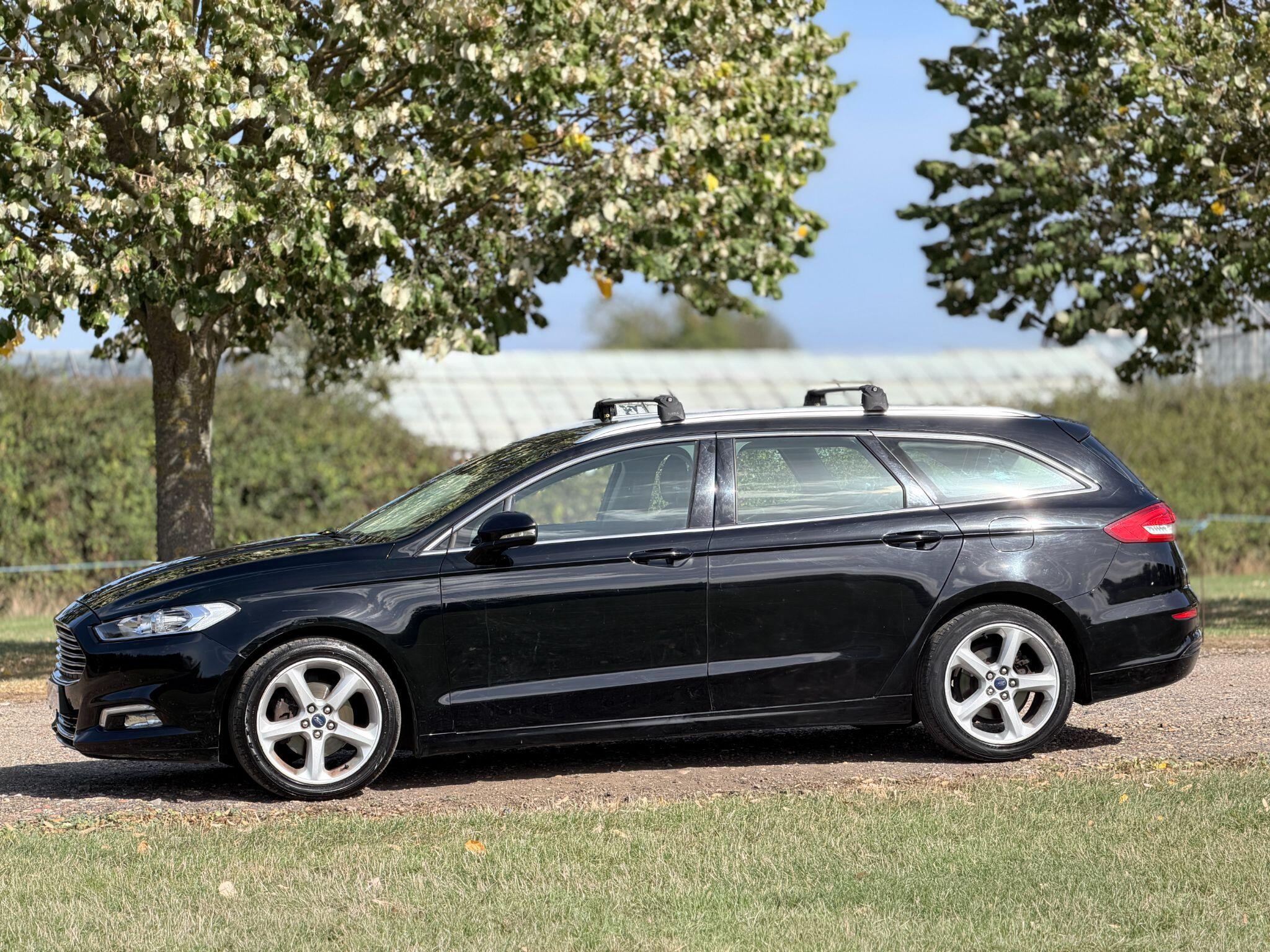 Ford Mondeo view 15