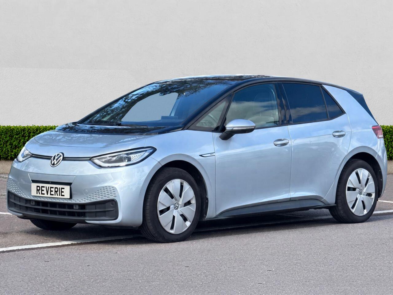 Volkswagen Id.3 view 3