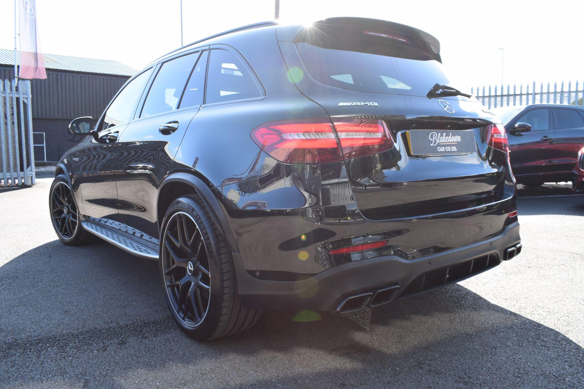 Mercedes-Benz GLC view 5