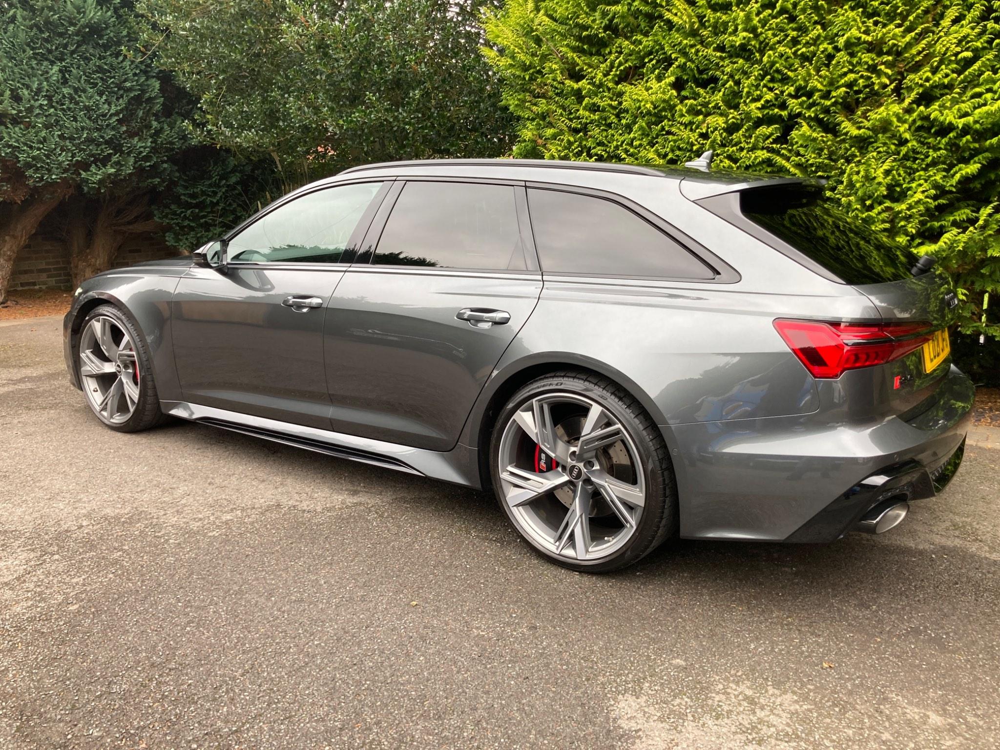 Audi RS6 view 10