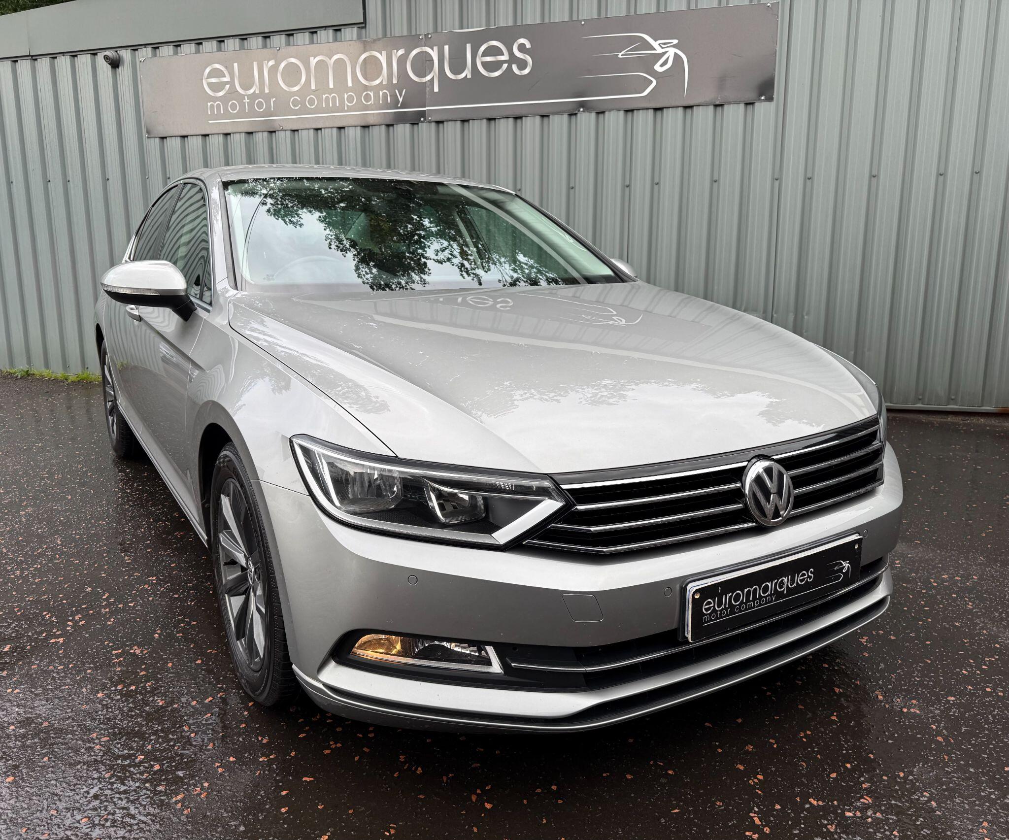 Volkswagen Passat view 12