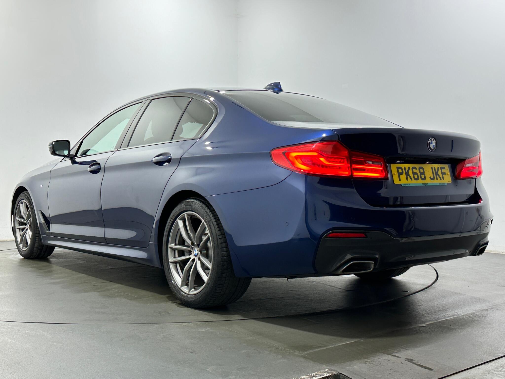BMW 5 Series view 47