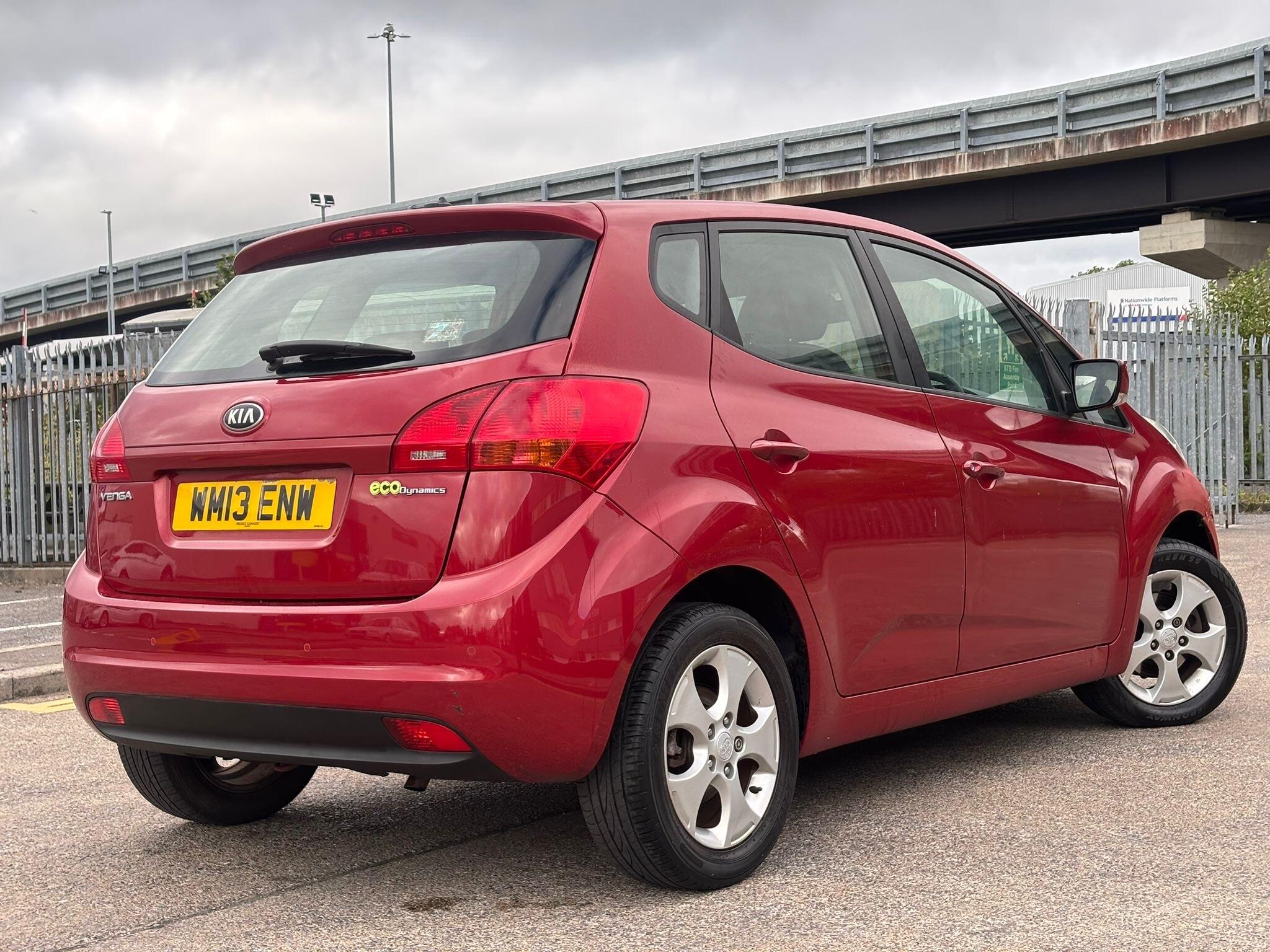 Kia Venga view 16