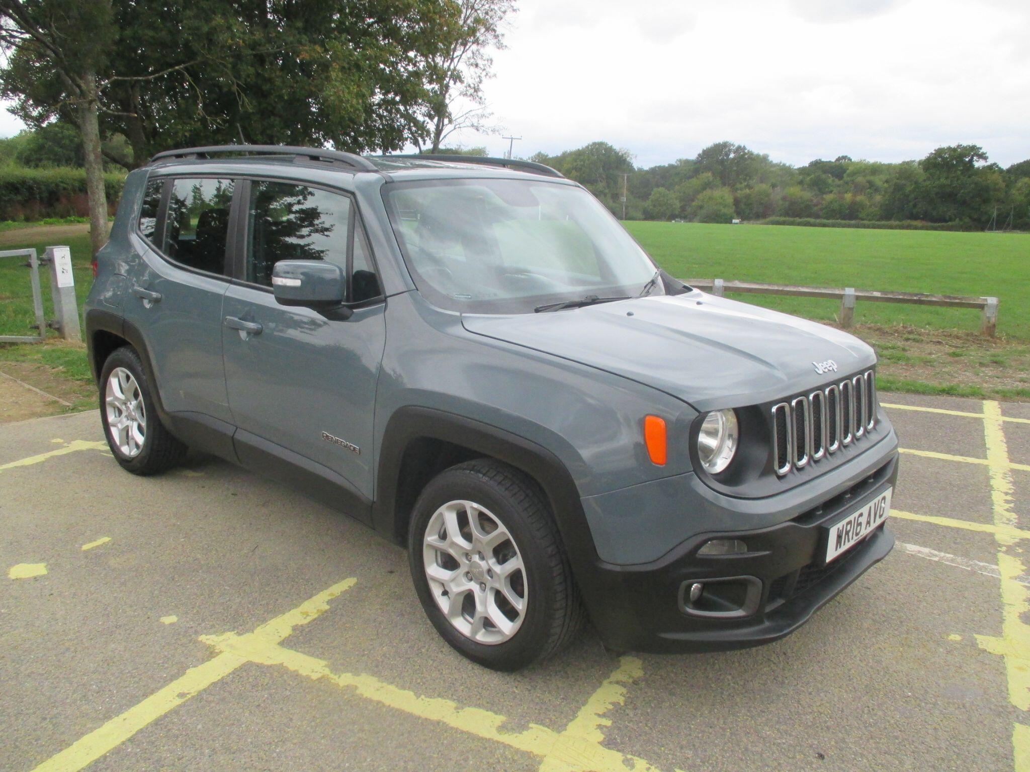 Jeep Renegade view 6