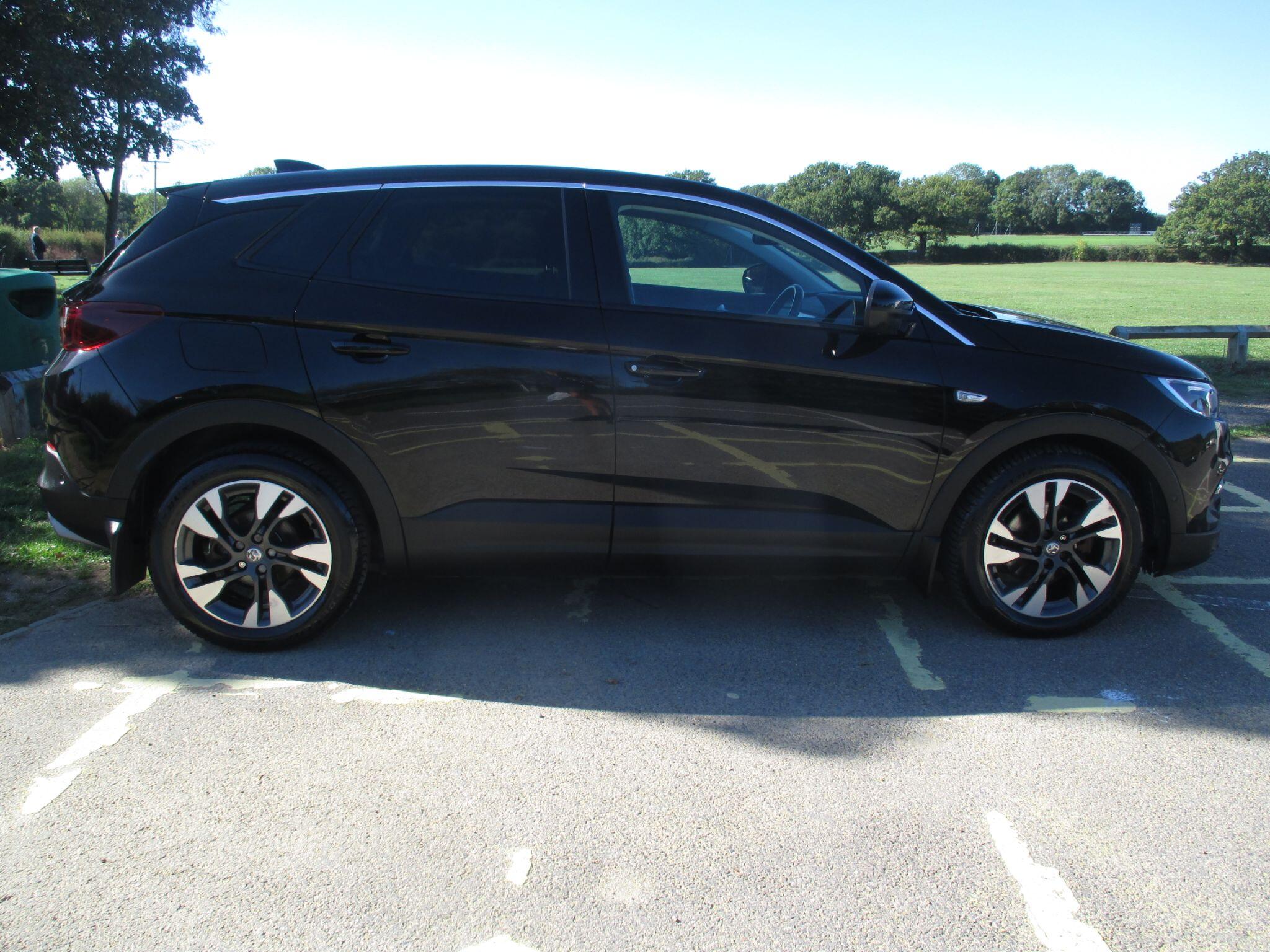 Vauxhall Grandland X view 6