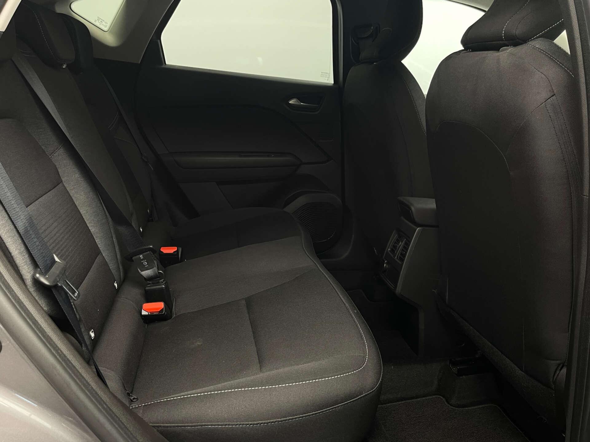 Renault Captur view 21