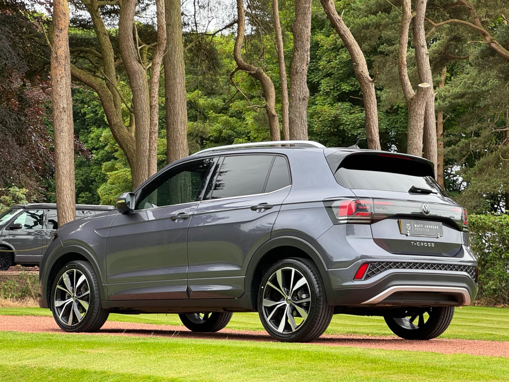Volkswagen T-Cross view 7