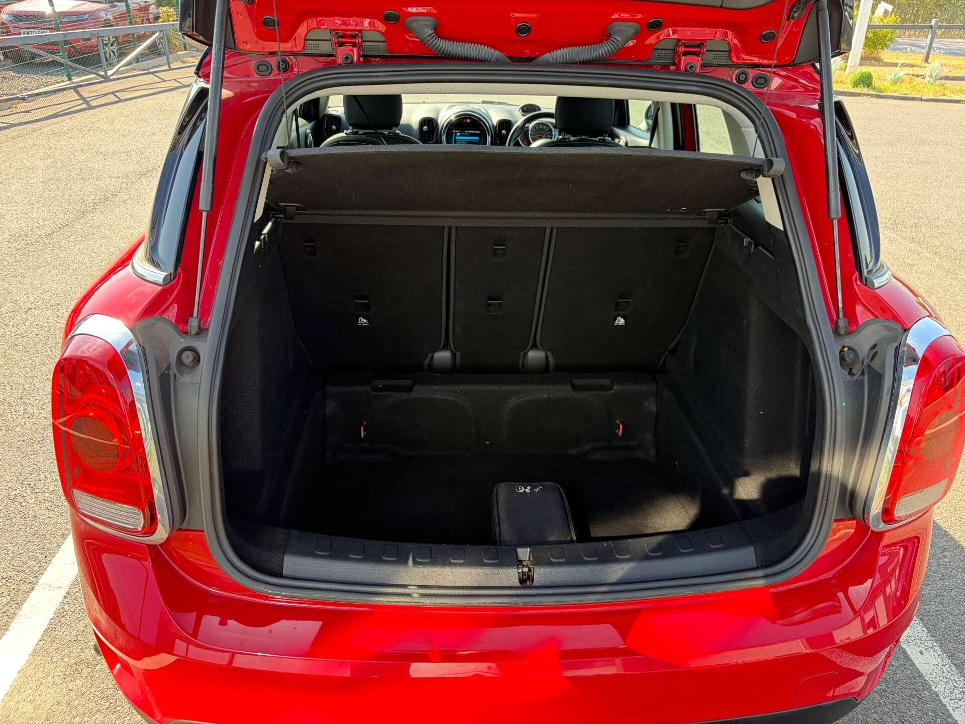 Mini Countryman view 25