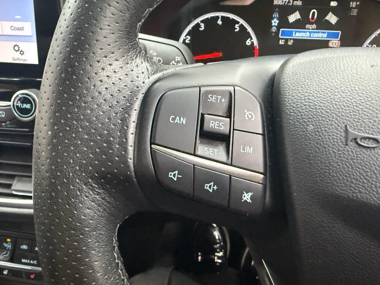 Ford Fiesta view 14