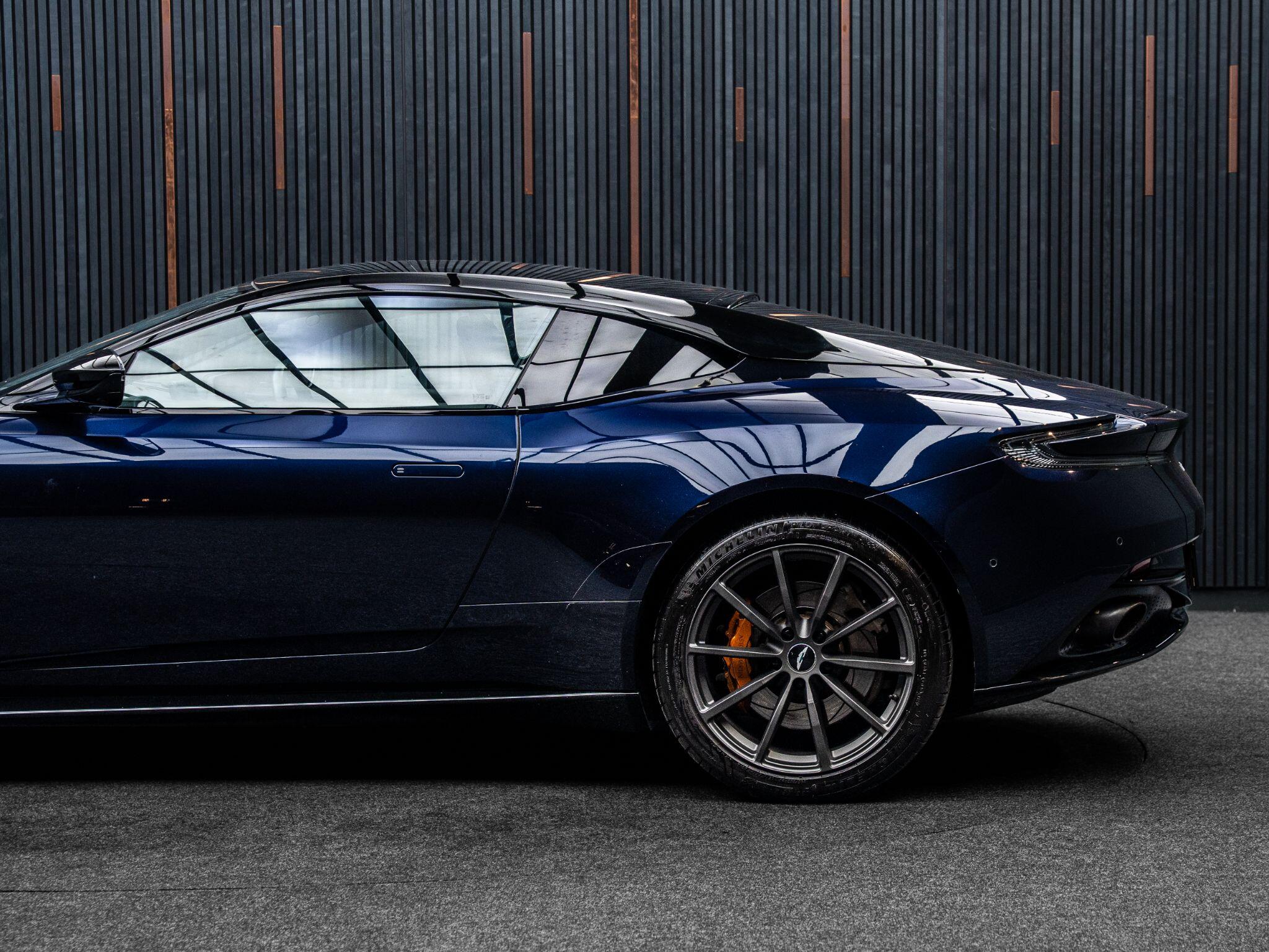 Aston Martin DB11 view 17