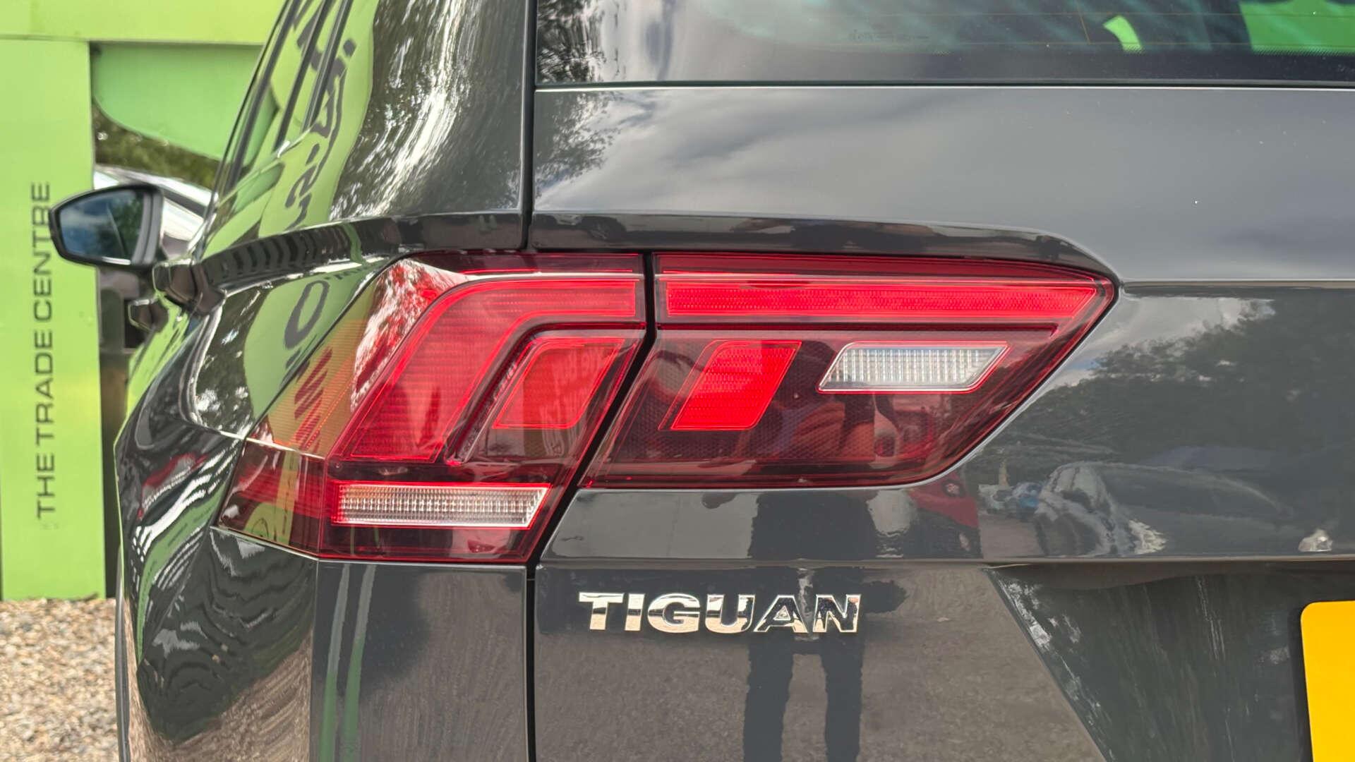 Volkswagen Tiguan view 52
