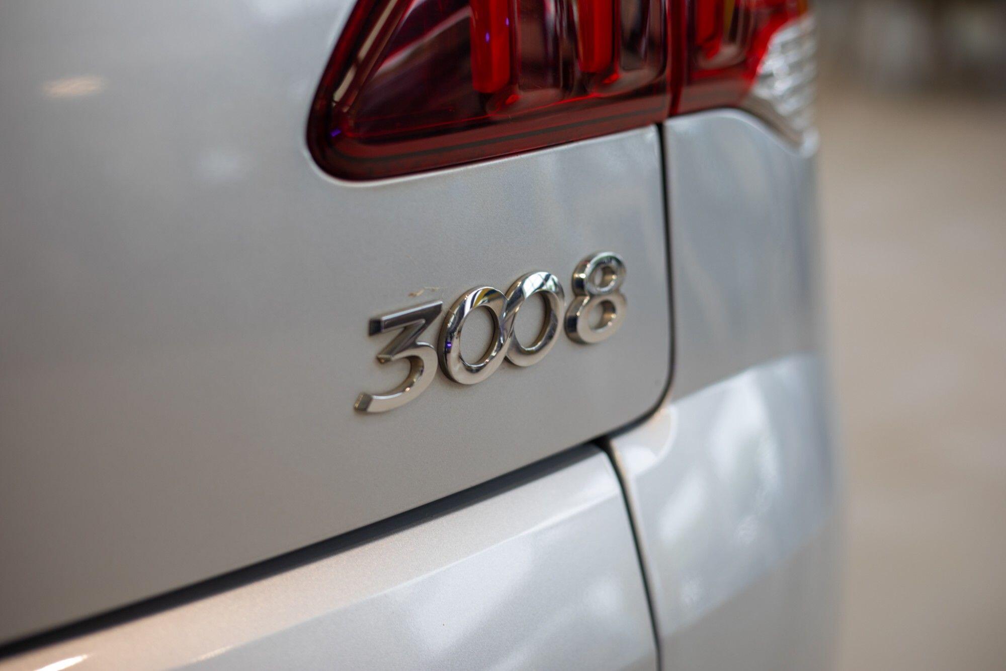 Peugeot 3008 view 8