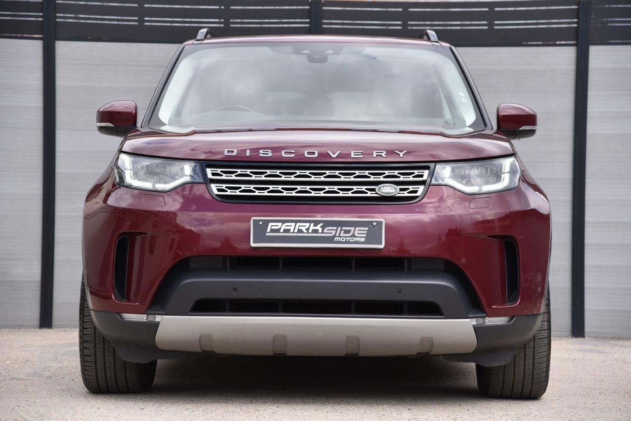 Land Rover Discovery view 4