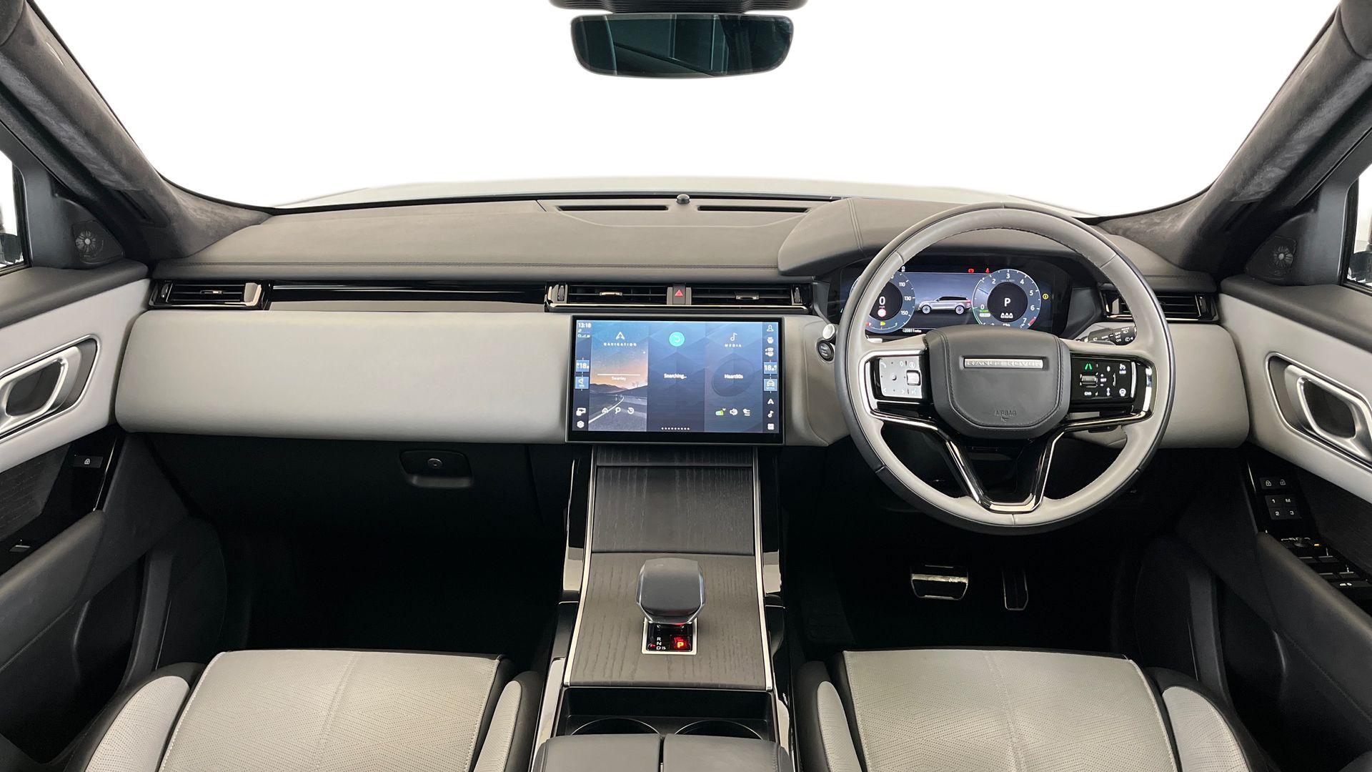 Land Rover Range Rover Velar view 9