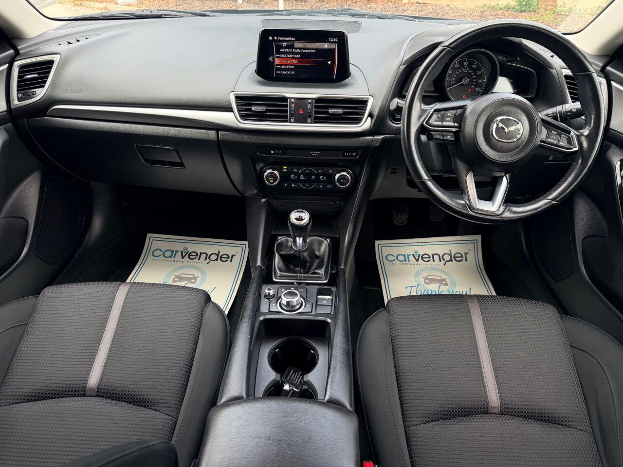 Mazda Mazda3 view 4